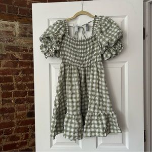 checked puff sleeve dress